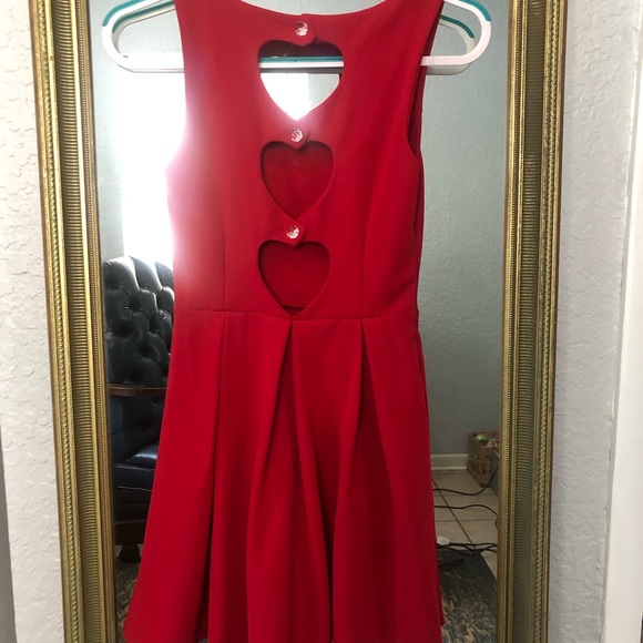 Dress - Picture 3 of 4